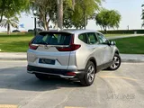 هوندا CR-V 2.4 موديل 2021، عداد 95,500 كم، محرك بنزين 2.4 لتر، ناقل حركة أوتوماتيكي CVT، قيادة سلسة وموفرة للوقود، SUV واسعة لخمس ركاب، مقاعد مريحة، صندوق خلفي كبير، مثبت سرعة، تحكم في المقود، شاشة ترفيهية تعمل باللمس، بلوتوث، تحكم في الصوت على المقود، وس